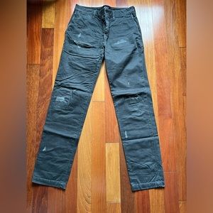 American Eagle ripped khakis (30 x 34)
